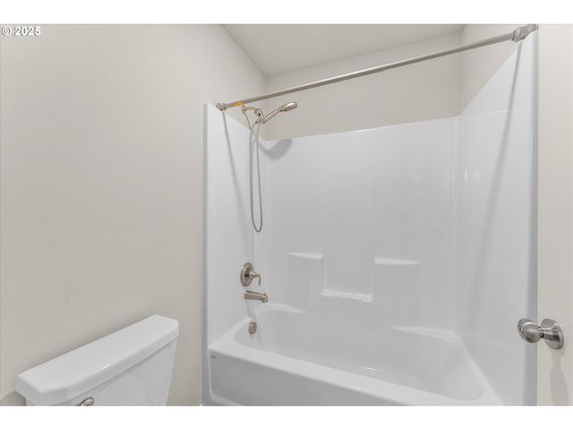 13304 Ne 116TH St, Brush Prairie, WA 98606