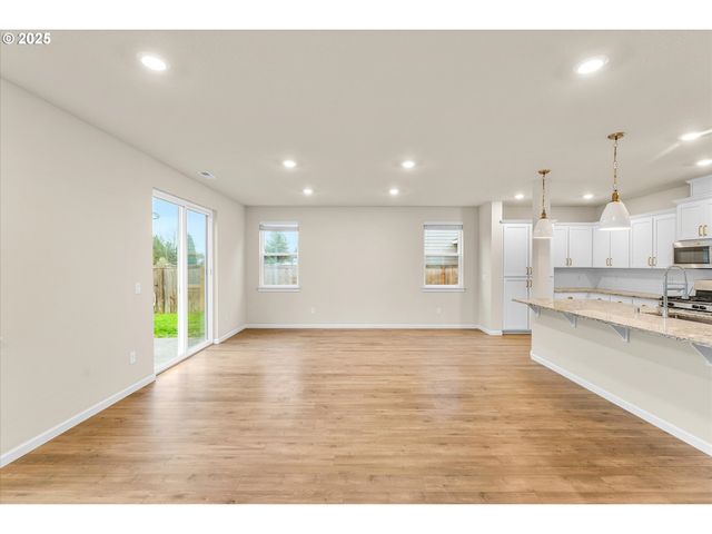 13304 Ne 116TH St, Brush Prairie, WA 98606