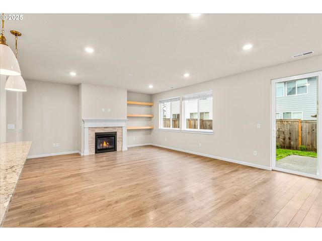 13304 Ne 116TH St, Brush Prairie, WA 98606