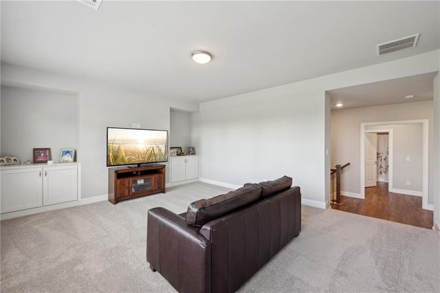 892 Champagne Lane, Hoschton, GA 30548