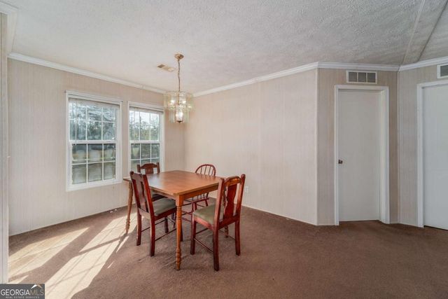 2214 Pennsylvania Avenue, Waycross, GA 31503