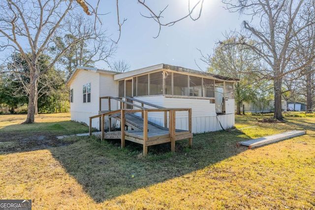 2214 Pennsylvania Avenue, Waycross, GA 31503