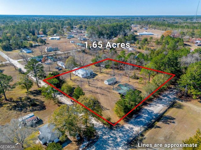 2214 Pennsylvania Avenue, Waycross, GA 31503