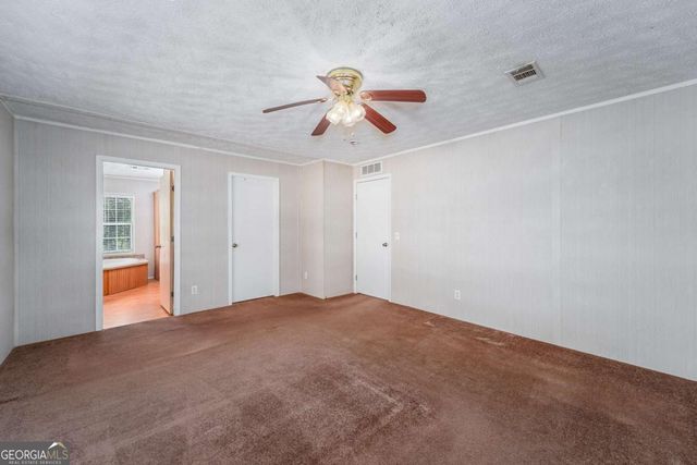 2214 Pennsylvania Avenue, Waycross, GA 31503