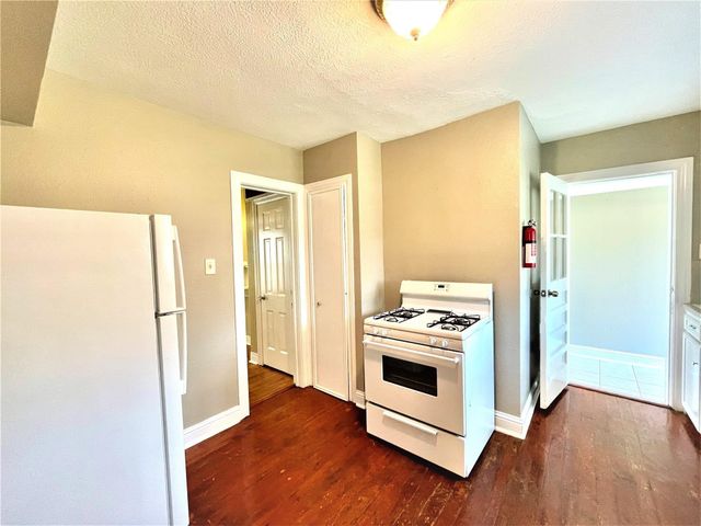 846 W 43rd Street, Houston, TX 77018