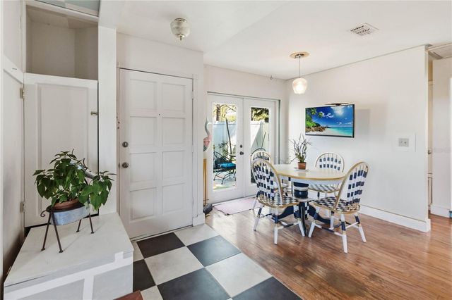 102 DORCHESTER SQUARE 102, Lake Mary, FL 32746