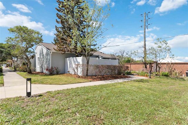 102 DORCHESTER SQUARE 102, Lake Mary, FL 32746