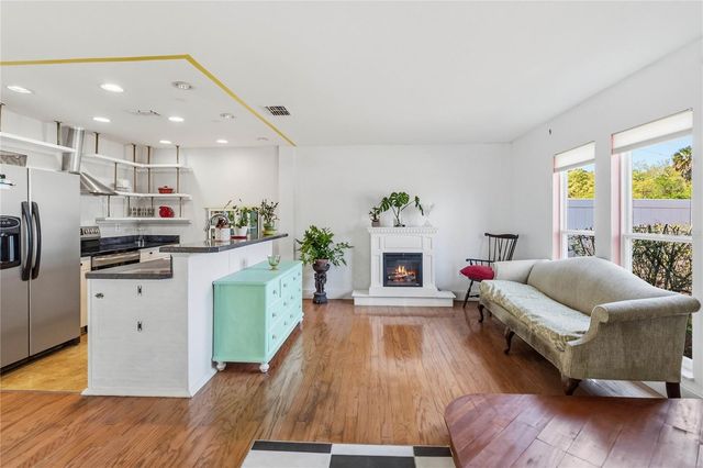 102 DORCHESTER SQUARE 102, Lake Mary, FL 32746