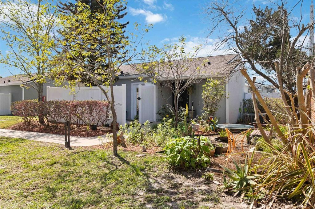 102 DORCHESTER SQUARE 102, Lake Mary, FL 32746