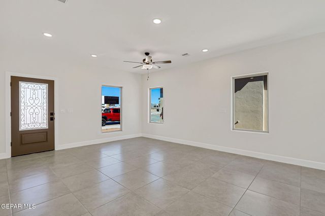 12300 Ben Dowell Way, El Paso, TX 79934