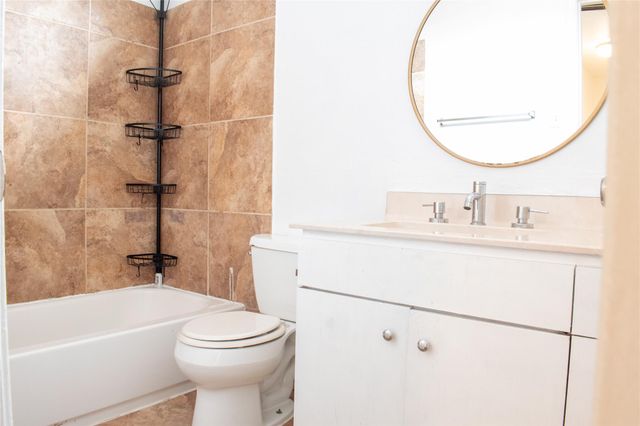 4415 Terrace Manor Ln Drive, Houston, TX 77041
