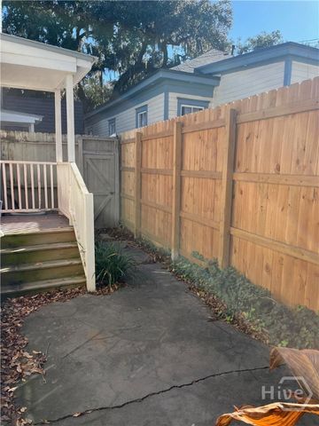 555 E Harris Street, Savannah, GA 31401