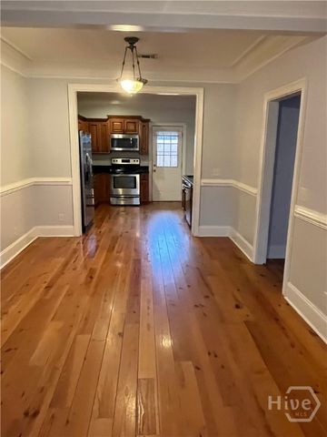 555 E Harris Street, Savannah, GA 31401