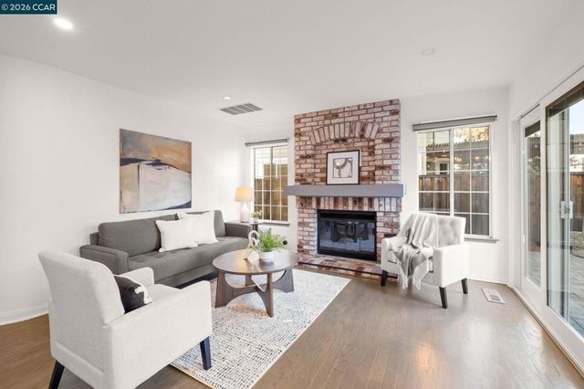 1304 Fountain Springs Cir, Danville, CA 94526