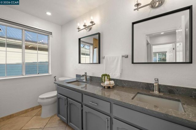 1304 Fountain Springs Cir, Danville, CA 94526