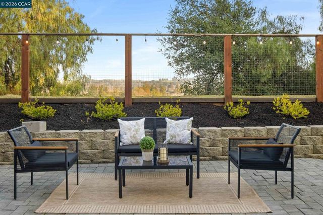 1304 Fountain Springs Cir, Danville, CA 94526