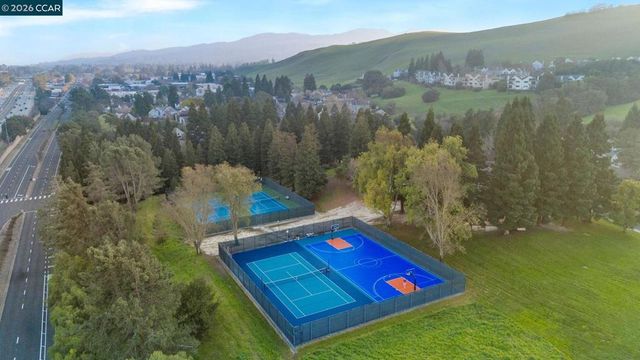 1304 Fountain Springs Cir, Danville, CA 94526