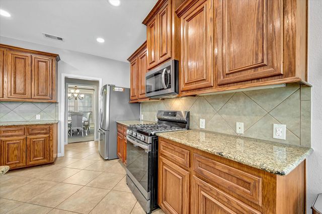 13607 Evening Wind Drive, Pearland, TX 77584