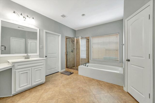 13607 Evening Wind Drive, Pearland, TX 77584