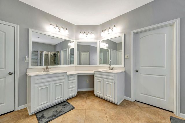 13607 Evening Wind Drive, Pearland, TX 77584