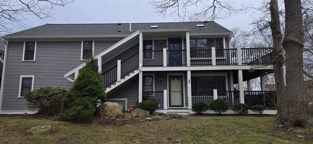 190 Rt 6A APT 9B, Orleans, MA 02653