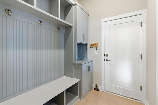 16964 S Elmridge Street, Olathe, KS 66062