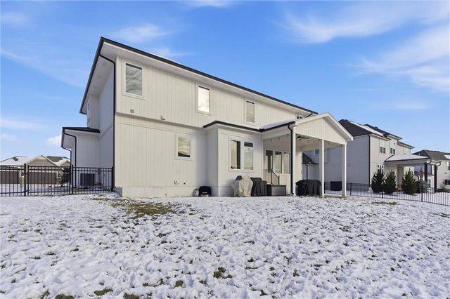 16964 S Elmridge Street, Olathe, KS 66062