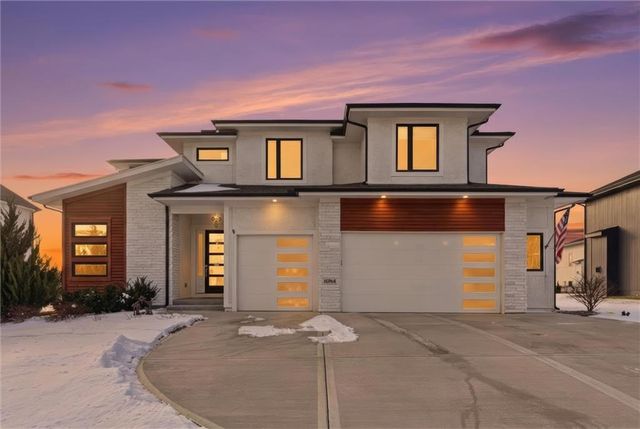 16964 S Elmridge Street, Olathe, KS 66062