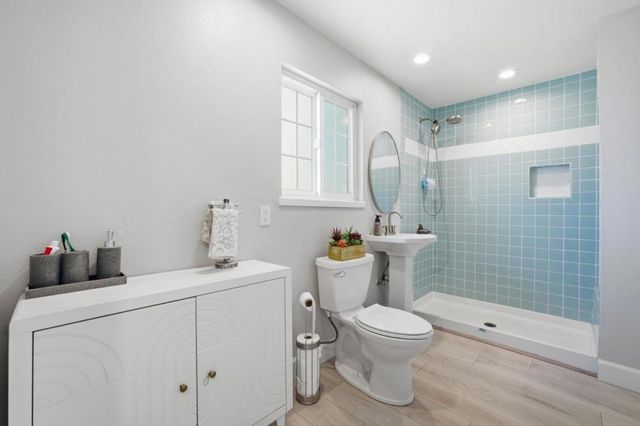 7390 Miller Avenue, Gilroy, CA 95020