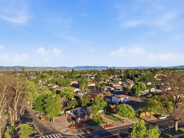 7390 Miller Avenue, Gilroy, CA 95020