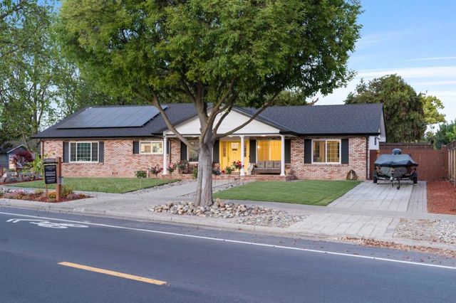 7390 Miller Avenue, Gilroy, CA 95020