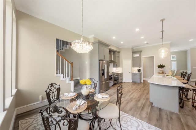 210 Victoria Court, Montgomery, TX 77356