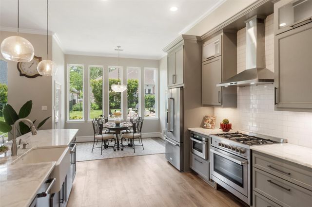 210 Victoria Court, Montgomery, TX 77356