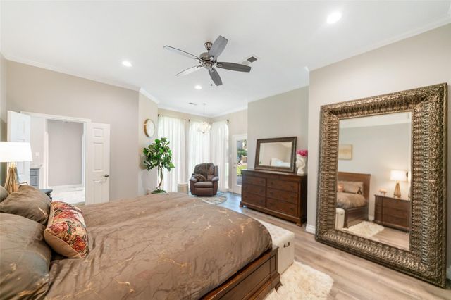210 Victoria Court, Montgomery, TX 77356