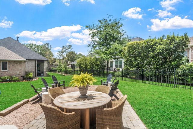210 Victoria Court, Montgomery, TX 77356