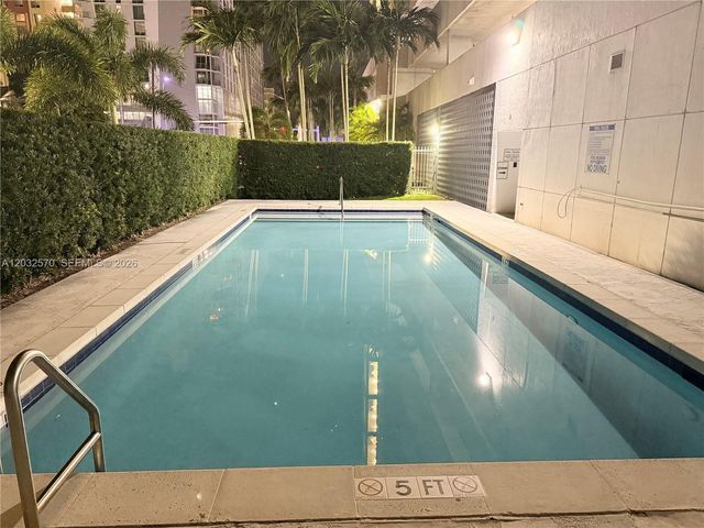 36 NW 6th Ave 601, Miami, FL 33128
