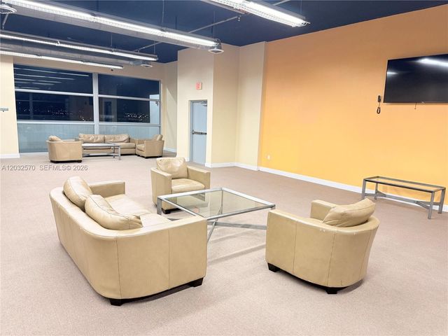 36 NW 6th Ave 601, Miami, FL 33128