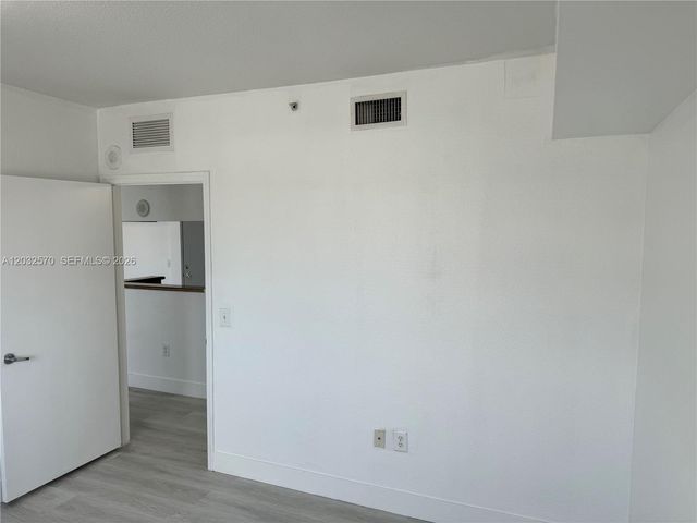 36 NW 6th Ave 601, Miami, FL 33128