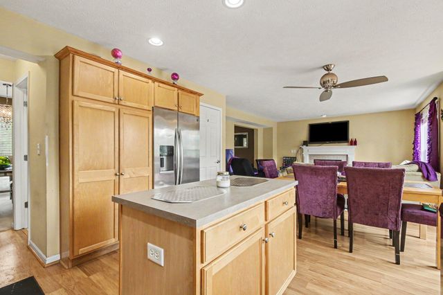 6627 Winter Creek Road, Norton Shores City, MI 49444