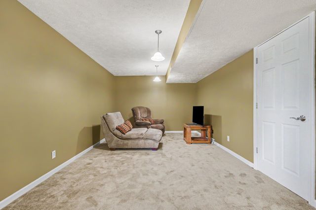 6627 Winter Creek Road, Norton Shores City, MI 49444