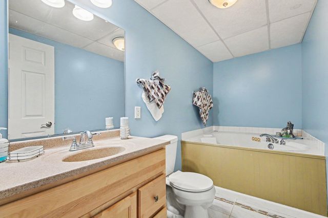 6627 Winter Creek Road, Norton Shores City, MI 49444