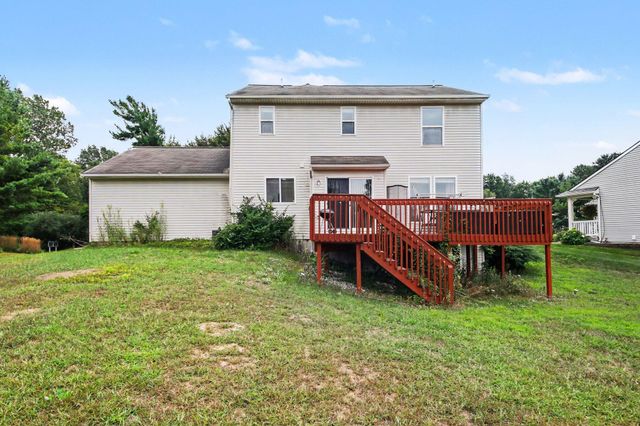 6627 Winter Creek Road, Norton Shores City, MI 49444