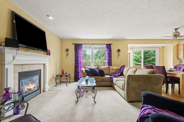 6627 Winter Creek Road, Norton Shores City, MI 49444