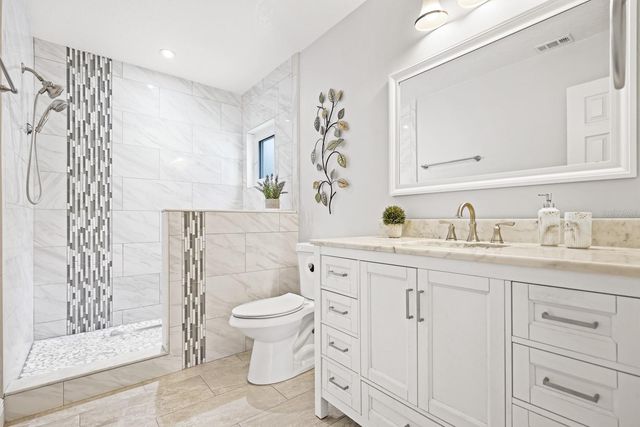 3009 ANNADALE CIRCLE, Brandon, FL 33511
