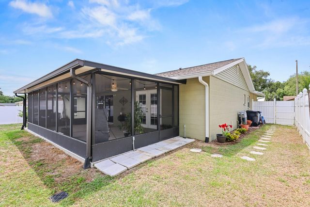 3009 ANNADALE CIRCLE, Brandon, FL 33511