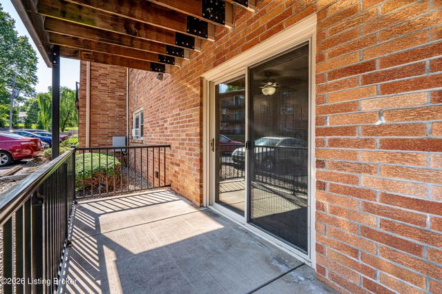 1708 O Daniel Ave 29, Louisville, KY 40213