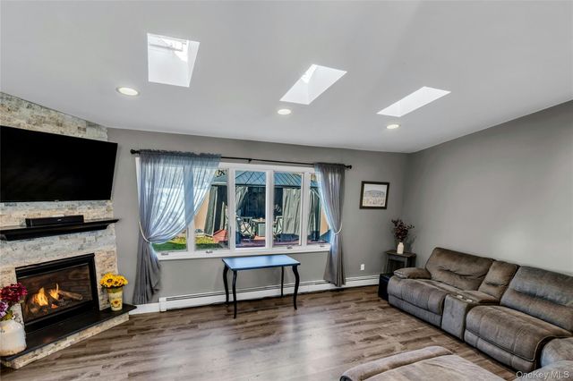 3495 Roanoke Street, Seaford, NY 11783