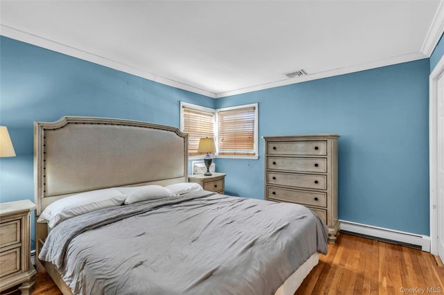 3495 Roanoke Street, Seaford, NY 11783