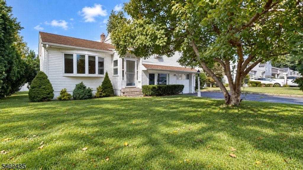30 Pembrook Dr, Kenilworth Boro, NJ 07033 — photo 2