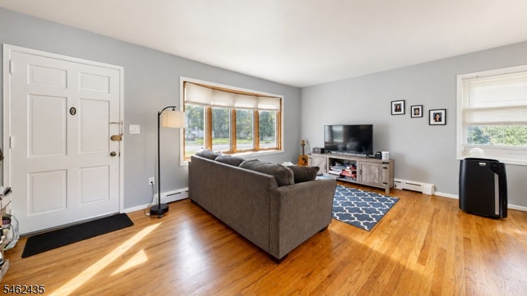 30 Pembrook Dr, Kenilworth Boro, NJ 07033 — photo 4